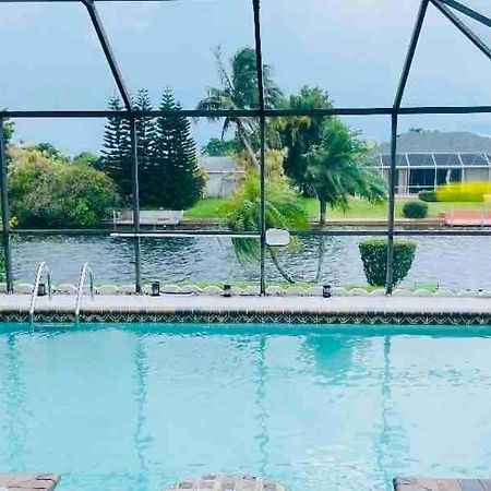Vila Hidden Secret Waterfront Retreat Cape Coral Exteriér fotografie