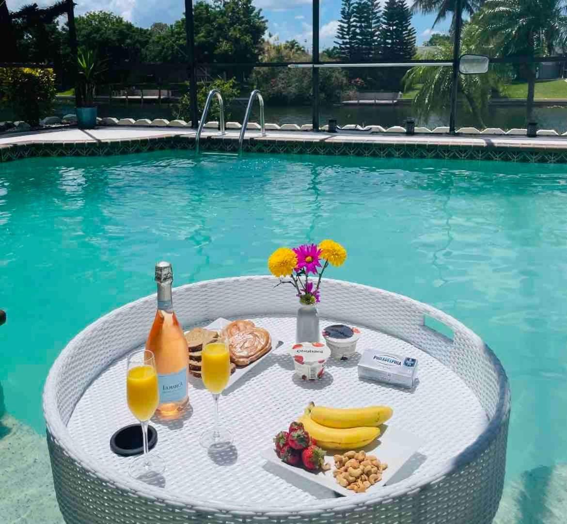 Vila Hidden Secret Waterfront Retreat Cape Coral Exteriér fotografie