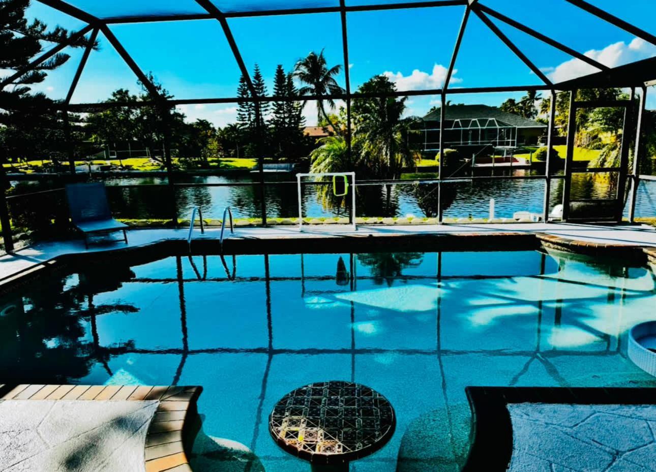 Vila Hidden Secret Waterfront Retreat Cape Coral Exteriér fotografie