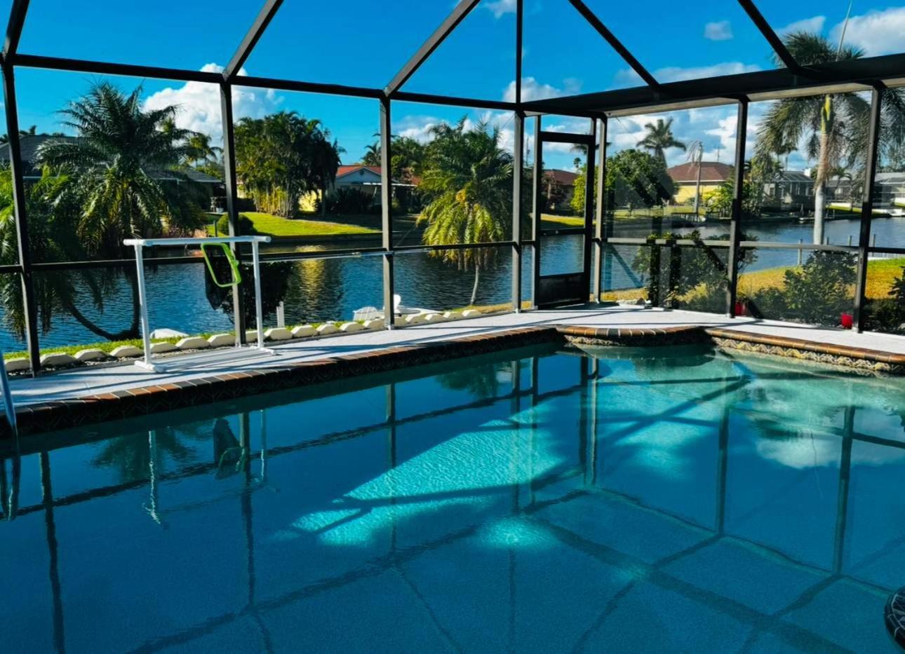 Vila Hidden Secret Waterfront Retreat Cape Coral Exteriér fotografie